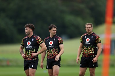 010626 - Wales Rugby Training on the first day of camp at the start of the Nations Championship - Joe Roberts, Tom Rogers and Ben Carter during training