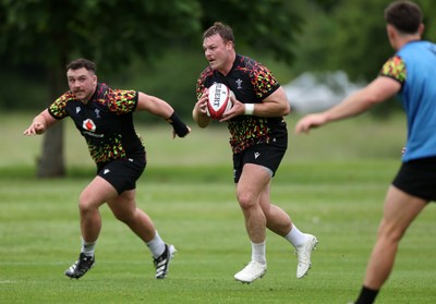 010626 - Wales Rugby Training on the first day of camp at the start of the Nations Championship - Dewi Lake during training