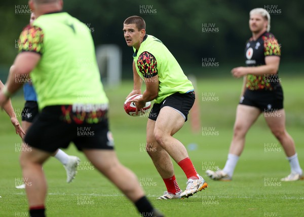 010626 - Wales Rugby Training on the first day of camp at the start of the Nations Championship - Joe Hawkins during training