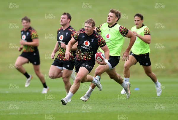 010626 - Wales Rugby Training on the first day of camp at the start of the Nations Championship - Jac Morgan during training
