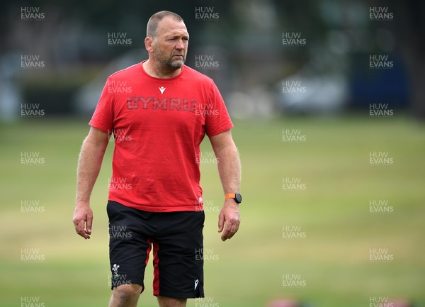 010721 - Wales Rugby Training - Jonathan Humphreys during training