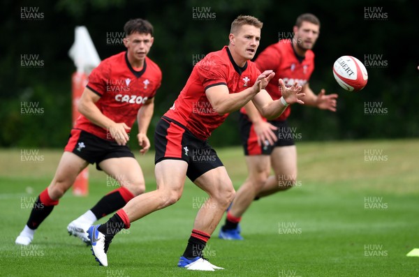 010721 - Wales Rugby Training - Jonathan Davies during training