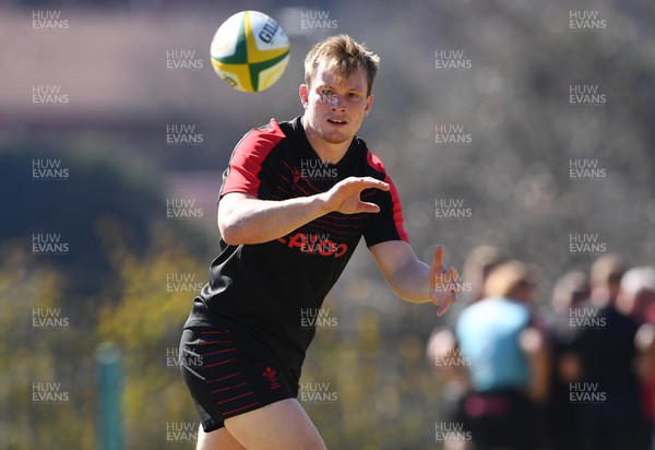 010722 - Wales Rugby Training - Nick Tompkins during training