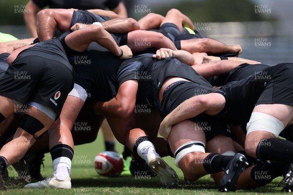 010725 - Wales Rugby Training on Tuesday in Kitakyushu in the week leading up to their first test against Japan - Scrum