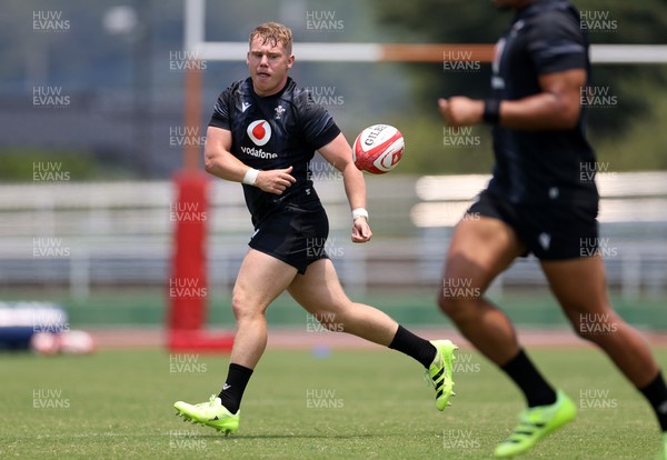 010725 - Wales Rugby Training on Tuesday in Kitakyushu in the week leading up to their first test against Japan - Sam Costelow during training