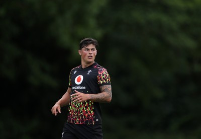 010726 - Wales Rugby Training ahead of the first Nations Championship game against Fiji - Louis Rees-Zammit during training