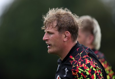 010726 - Wales Rugby Training ahead of the first Nations Championship game against Fiji - Jac Morgan during training