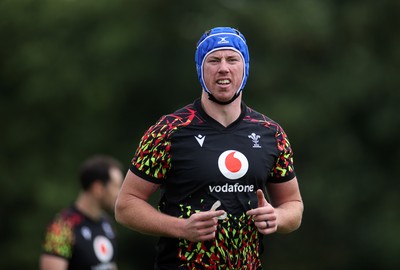 010726 - Wales Rugby Training ahead of the first Nations Championship game against Fiji - Adam Beard during training