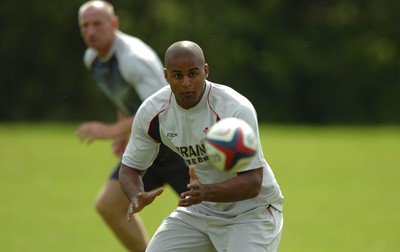 01.08.07 - Wales Rugby Training - Aled Brew takes a pass during training 