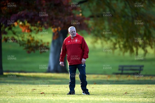 011118 - Wales Rugby Training - Warren Gatland during training