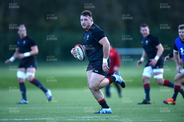 011118 - Wales Rugby Training - Dillon Lewis during training