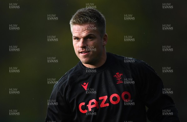 011122 - Wales Rugby Training - Garth Anscombe during training