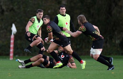 011125 - Wales Rugby Training - Joe Hawkins during training