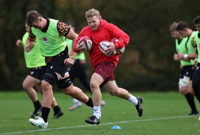 011125 - Wales Rugby Training - Duncan Jones, Scrum Coach during training