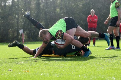 011125 - Wales Rugby Training - Blair Murray during training