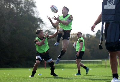 011125 - Wales Rugby Training - Josh Adams during training