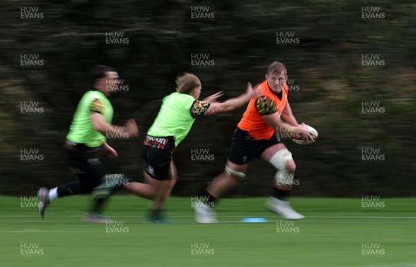 011125 - Wales Rugby Training - Jac Morgan during training