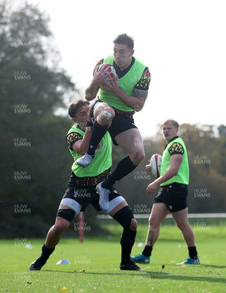 011125 - Wales Rugby Training - Josh Adams during training