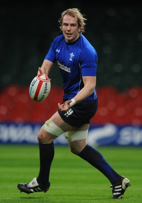 02.02.11 - Wales Rugby Training - Alun Wyn Jones during training. 