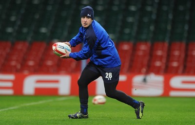 02.02.11 - Wales Rugby Training - Shane Williams during training. 