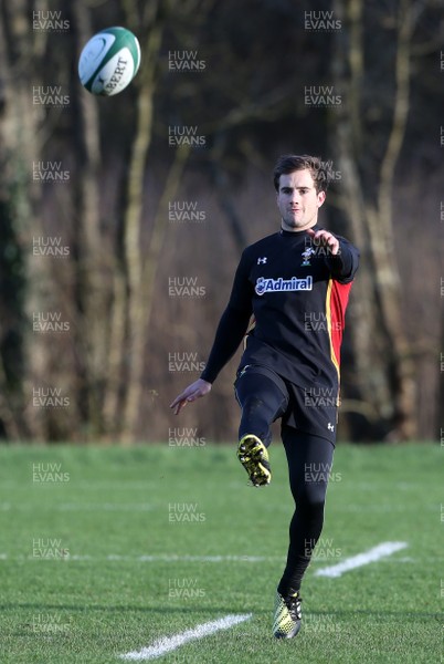 020216 - Wales Rugby Training - Matthew Morgan during training