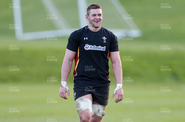 020216 - Wales Rugby Training - Dan Lydiate during training