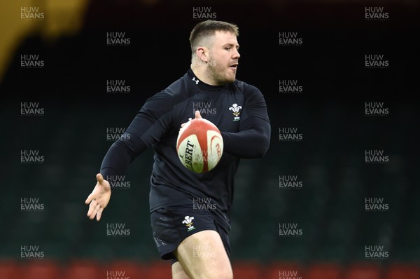 020218 - Wales Rugby Training - Rob Evans during training