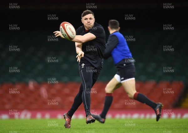 020218 - Wales Rugby Training - Steff Evans during training