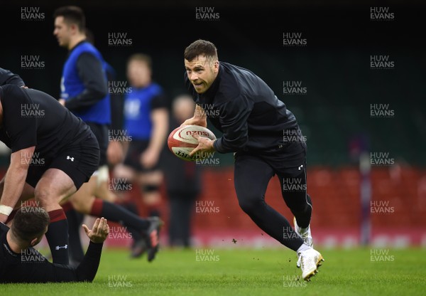 020218 - Wales Rugby Training - Gareth Davies during training