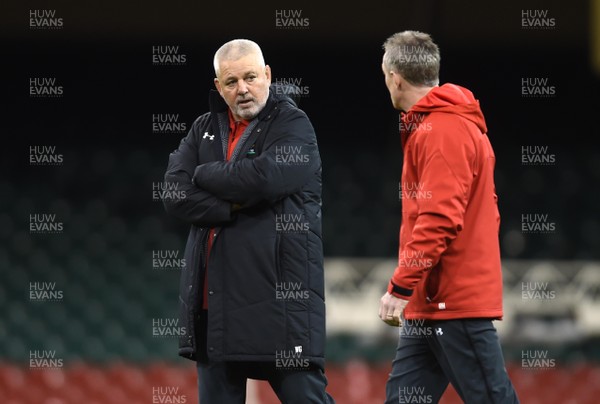 020218 - Wales Rugby Training - Warren Gatland and Rob Howley during training