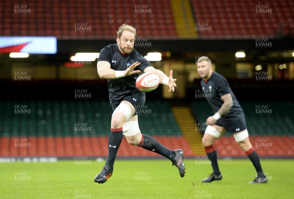 020218 - Wales Rugby Training - Alun Wyn Jones during training