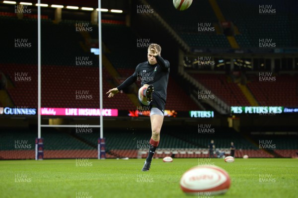 020218 - Wales Rugby Training - Gareth Anscombe during training