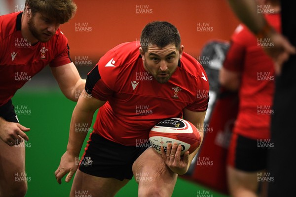 020221 - Wales Rugby Training - Wyn Jones during training