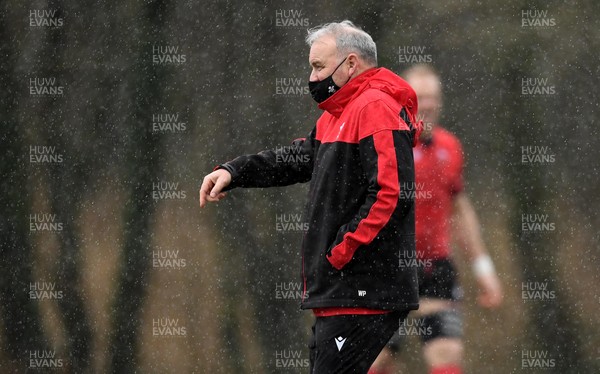 020221 - Wales Rugby Training - Wayne Pivac during training