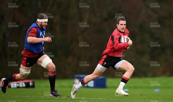 020221 - Wales Rugby Training - Kieran Hardy during training