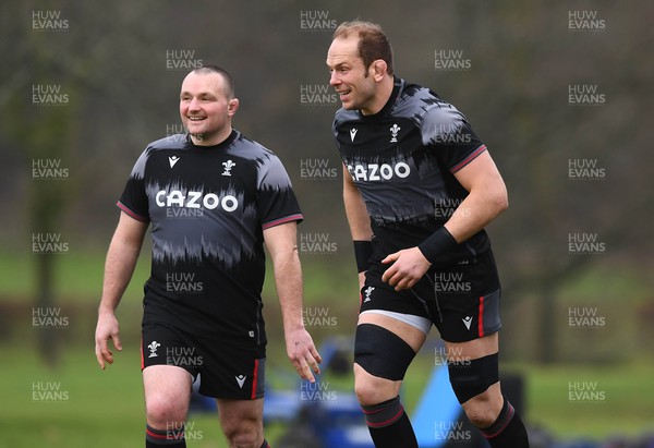 020223 - Wales Rugby Training - Ken Owens and Alun Wyn Jones during training