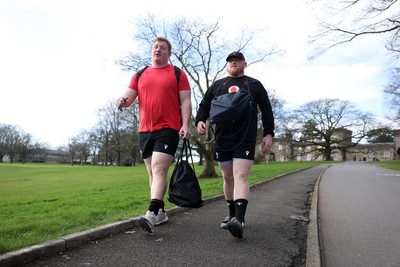 020326 - Wales Rugby Training - Rhys Carre and Keiron Assiratti during training