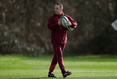 020326 - Wales Rugby Training - Matt Sherratt, Attack Coach during training