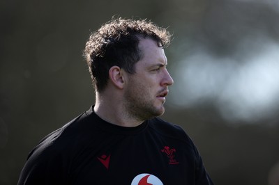 020326 - Wales Rugby Training - Ryan Elias during training