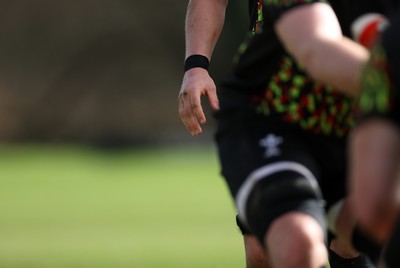 020326 - Wales Rugby Training - Alex Mann during training