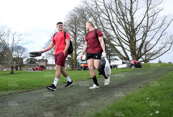 020326 - Wales Rugby Training - Freddie Thomas and Blair Murray during training