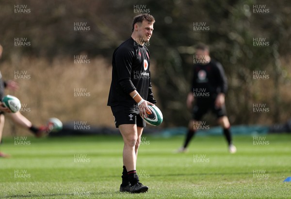 020326 - Wales Rugby Training - Jarrod Evans during training