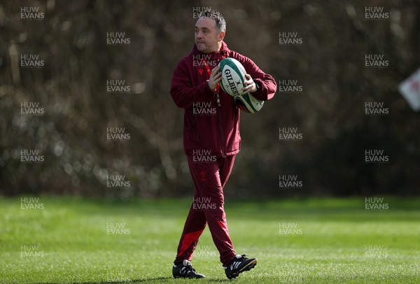 020326 - Wales Rugby Training - Matt Sherratt, Attack Coach during training