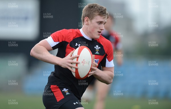 020613 - Wales Rugby Training -Dafydd Howells duirng training