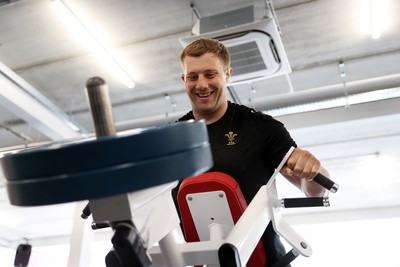 020625 - Wales Rugby Training - First day of summer camp - Ben Carter during training
