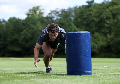 020625 - Wales Rugby Training - First day of summer camp - Teddy Williams during training