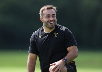 020625 - Wales Rugby Training - First day of summer camp - Liam Belcher during training