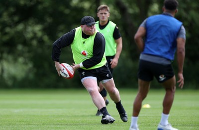 020625 - Wales Rugby Training - First day of summer camp - Keiron Assiratti during training