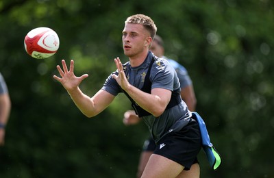 020625 - Wales Rugby Training - First day of summer camp - Cameron Winnett during training