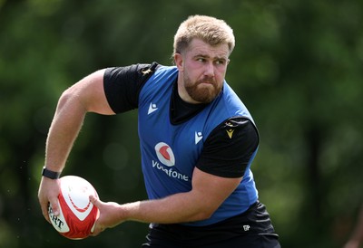 020625 - Wales Rugby Training - First day of summer camp - Garyn Phillips during training